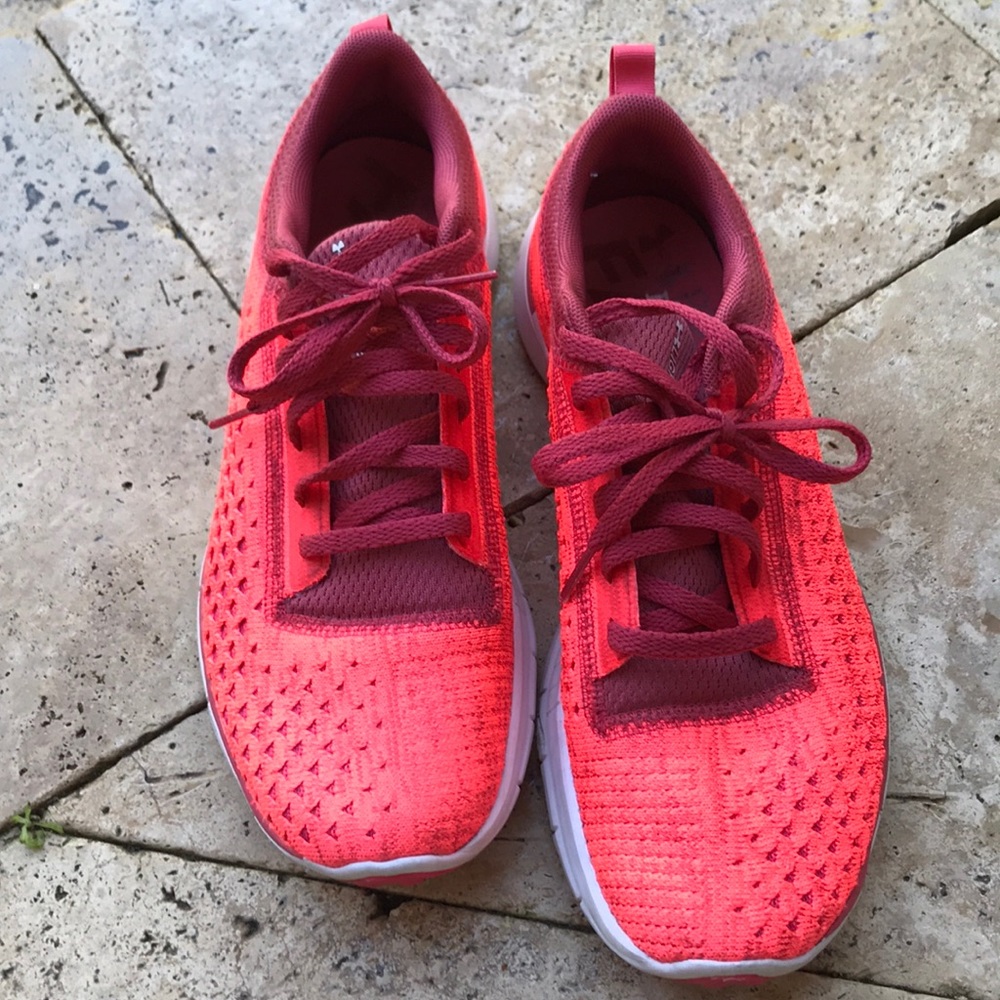 Under Armour lightening 2 sneakers